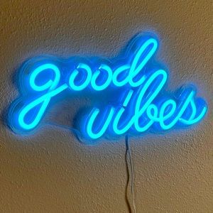 Neon Light “Good Vibes” ✨✨